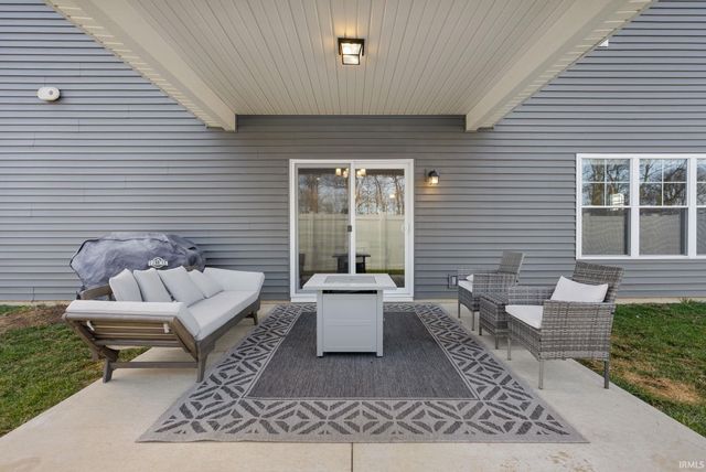 11788 Whistling Trail, Fort Wayne, IN 46818