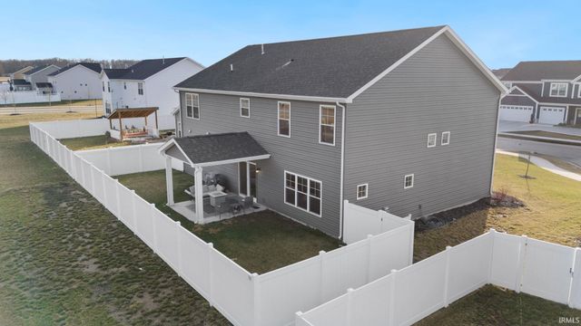 11788 Whistling Trail, Fort Wayne, IN 46818