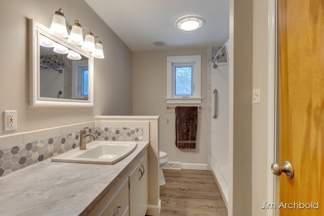 274 W Barton Street, Newaygo City, MI 49337