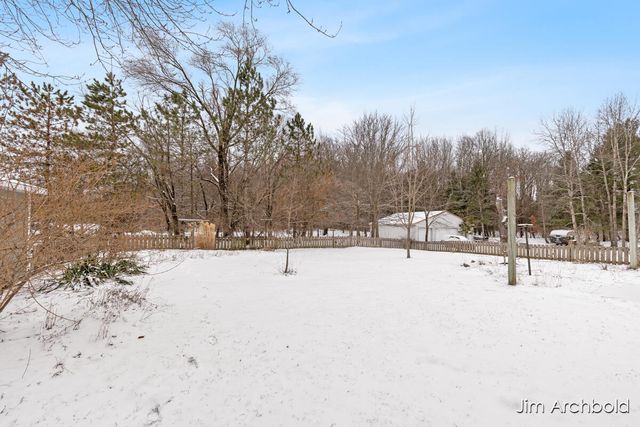 274 W Barton Street, Newaygo City, MI 49337