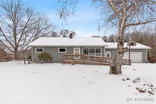 274 W Barton Street, Newaygo City, MI 49337