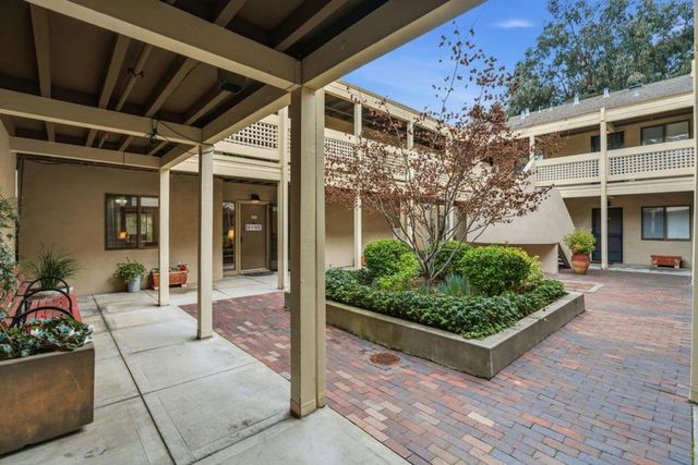 453 Alberto Way D155, Los Gatos, CA 95032