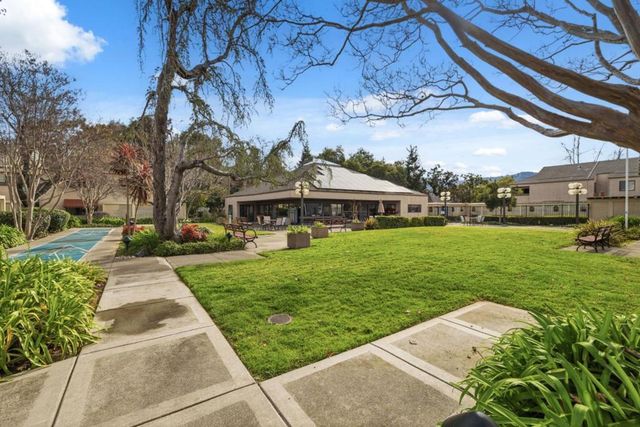 453 Alberto Way D155, Los Gatos, CA 95032