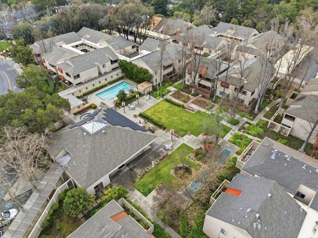 453 Alberto Way D155, Los Gatos, CA 95032