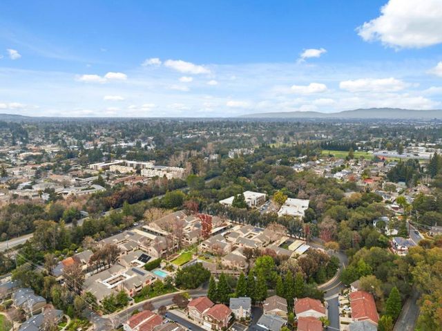 453 Alberto Way D155, Los Gatos, CA 95032