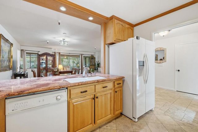453 Alberto Way D155, Los Gatos, CA 95032