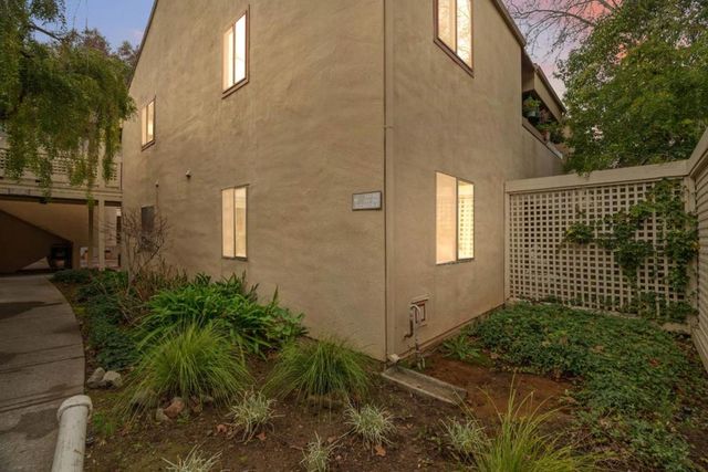 453 Alberto Way D155, Los Gatos, CA 95032