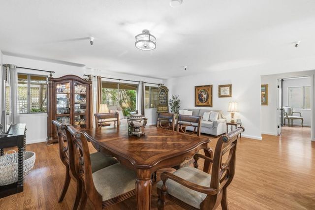 453 Alberto Way D155, Los Gatos, CA 95032