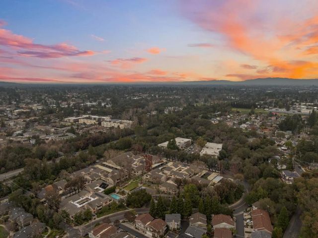 453 Alberto Way D155, Los Gatos, CA 95032