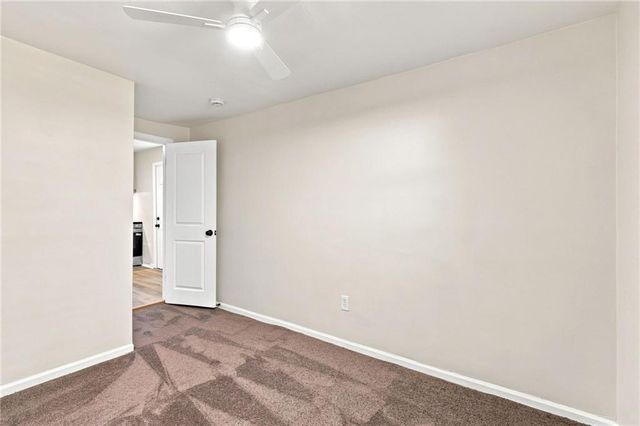 7126 Main Street, Kansas City, MO 64114