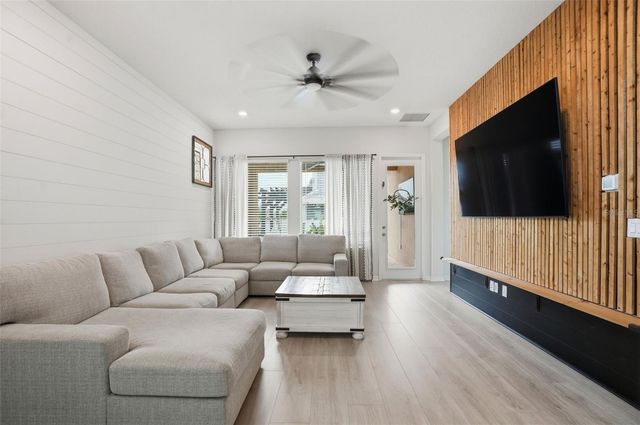 3567 FRONT PARK DRIVE, Wesley Chapel, FL 33543