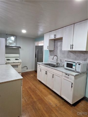 272 South Collingwood Avenue, Syracuse, NY 13206