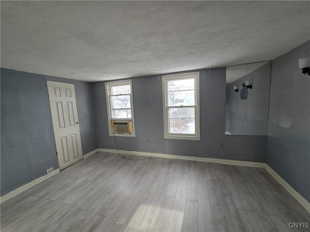 272 South Collingwood Avenue, Syracuse, NY 13206