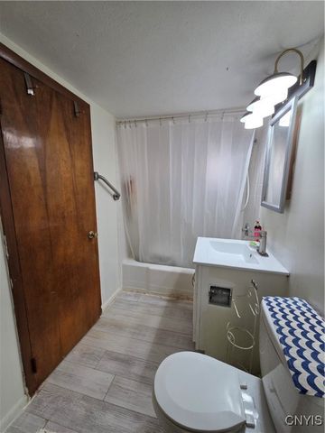 272 South Collingwood Avenue, Syracuse, NY 13206