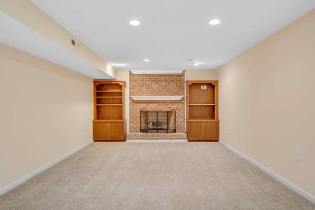 7173 Hollyberry RD, Roanoke, VA 24018