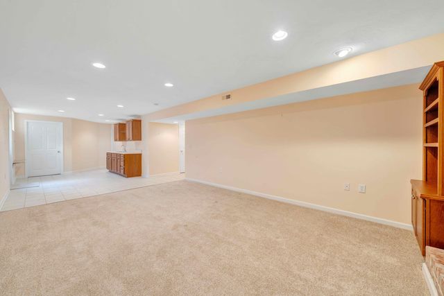 7173 Hollyberry RD, Roanoke, VA 24018