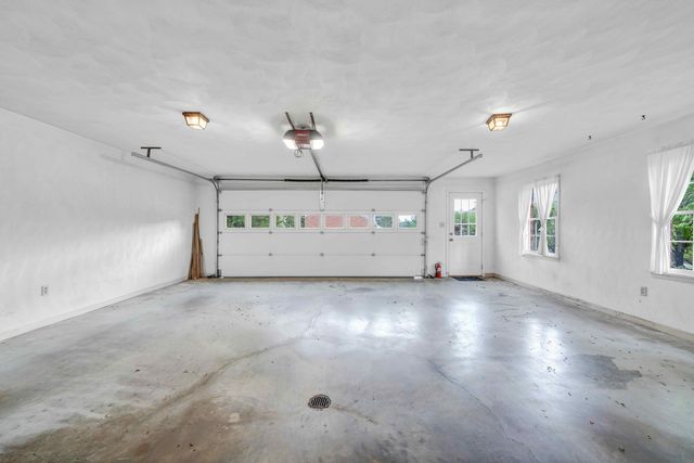 7173 Hollyberry RD, Roanoke, VA 24018