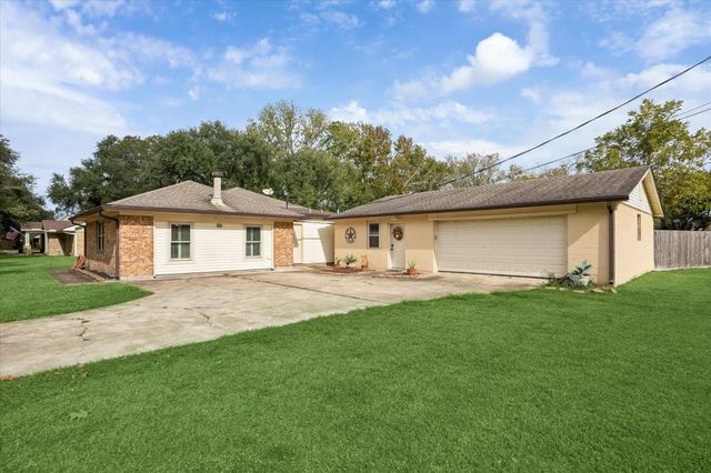 4409 Avenue J, Santa Fe, TX 77510
