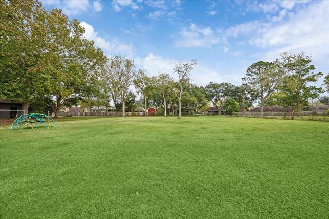 4409 Avenue J, Santa Fe, TX 77510