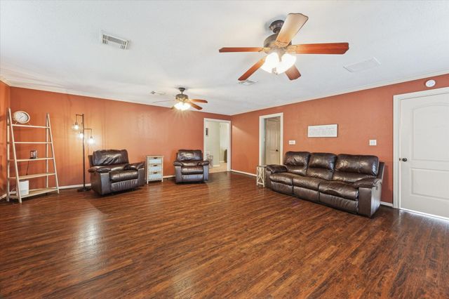 4409 Avenue J, Santa Fe, TX 77510