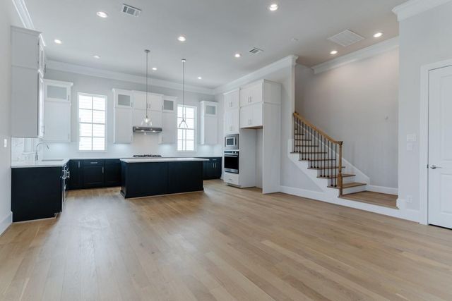 11061 Chatterton Drive, Houston, TX 77043