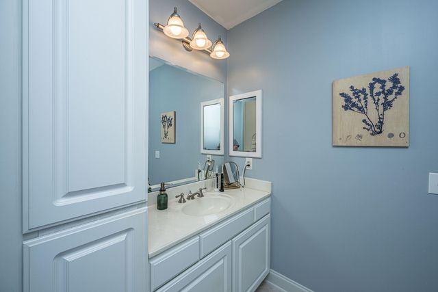 1025 Riverland Woods Place Apt 712, Charleston, SC 29412