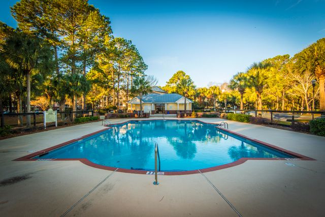 1025 Riverland Woods Place Apt 712, Charleston, SC 29412