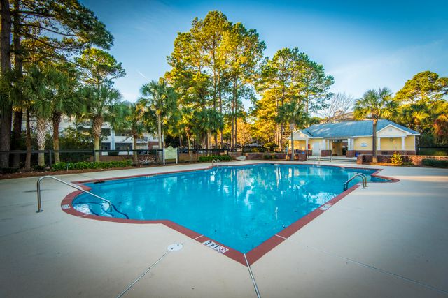 1025 Riverland Woods Place Apt 712, Charleston, SC 29412