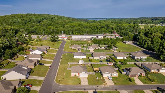 3605 Firefly Circle, Conway, AR 72032