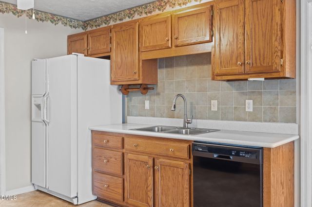 76 Springfield Lane, Lillington, NC 27546