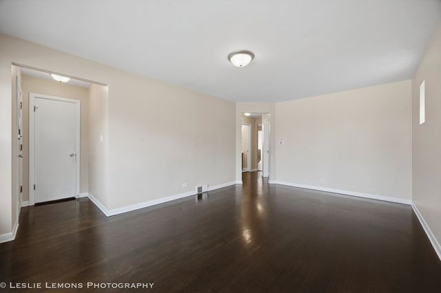 3433 wesley Avenue, Berwyn, IL 60402