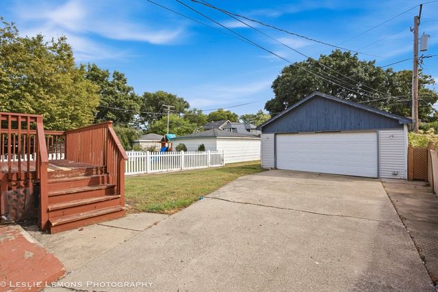 3433 wesley Avenue, Berwyn, IL 60402