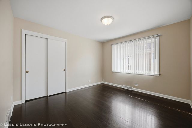 3433 wesley Avenue, Berwyn, IL 60402