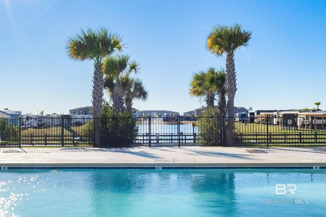 809 Vacation Circle, Foley, AL 36535