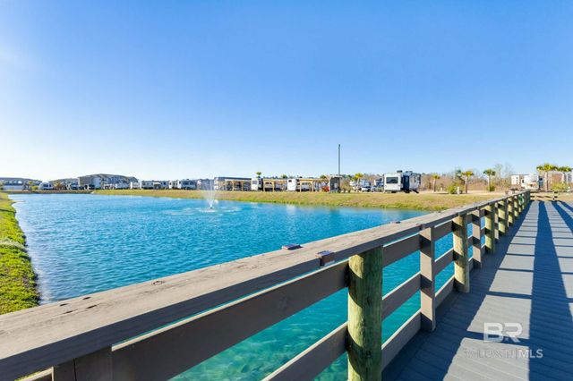 809 Vacation Circle, Foley, AL 36535