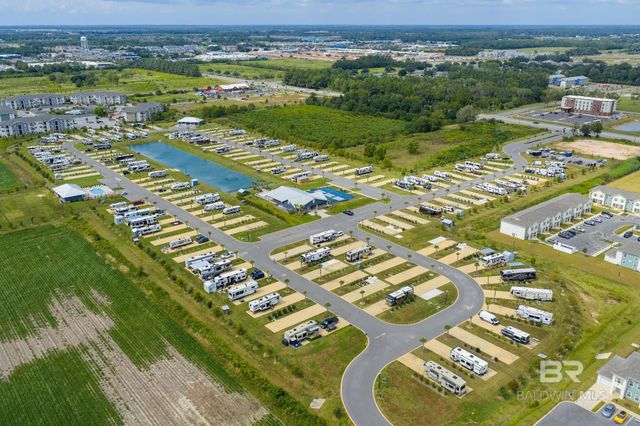 809 Vacation Circle, Foley, AL 36535