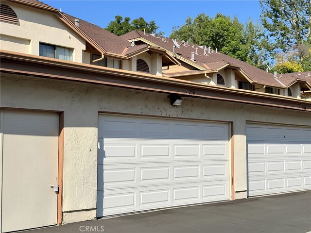 2350 Sutter 250, Fullerton, CA 92833