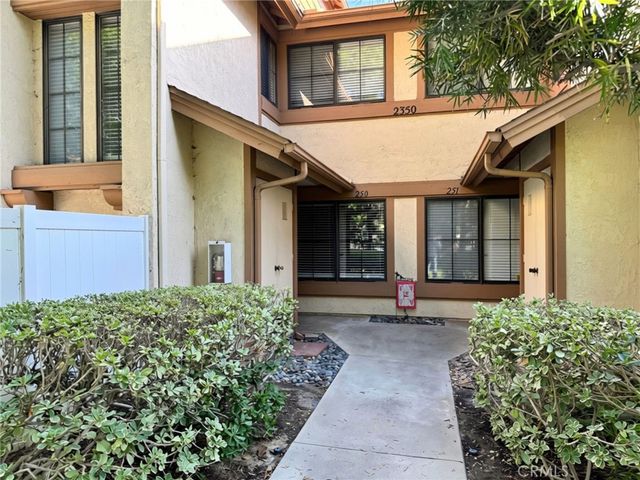 2350 Sutter 250, Fullerton, CA 92833