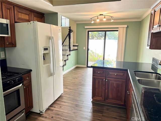 2350 Sutter 250, Fullerton, CA 92833