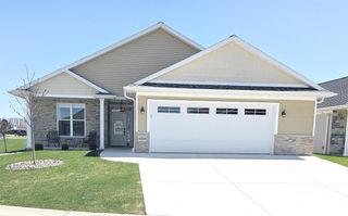 4884 WYLD BERRY WAY, Hobart, WI 54155