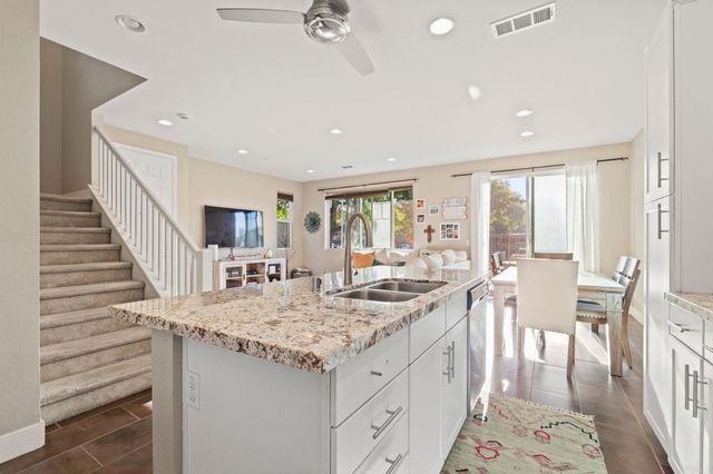 1368 Caminito Veranza 3, Chula Vista, CA 91915