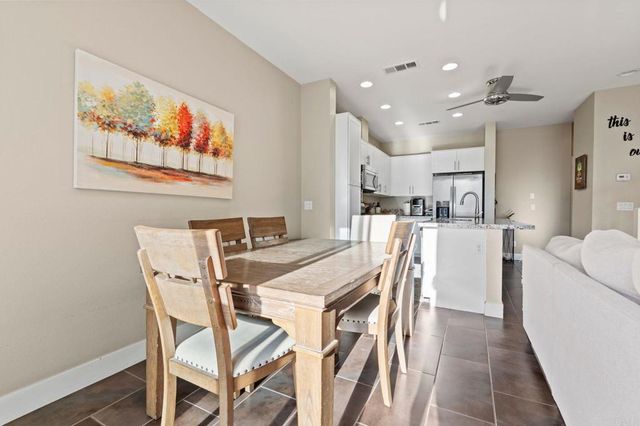 1368 Caminito Veranza 3, Chula Vista, CA 91915