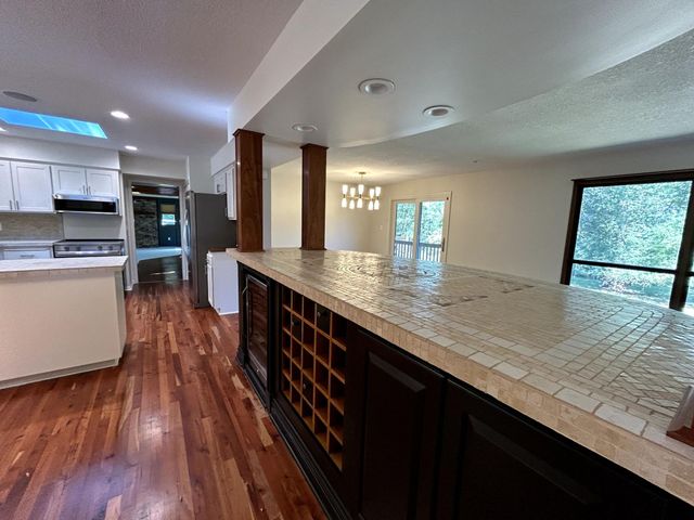 2010 Merrihills Drive SW, Rochester, MN 55902