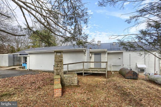 145 CHAMBERLAINE AVE, Pottsville, PA 17901