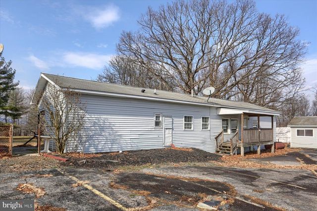 145 CHAMBERLAINE AVE, Pottsville, PA 17901