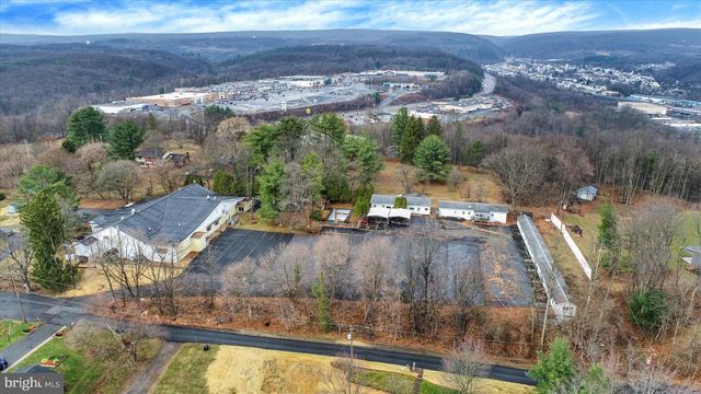 145 CHAMBERLAINE AVE, Pottsville, PA 17901