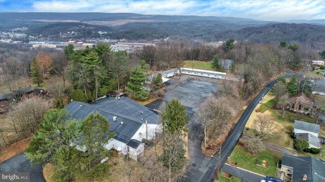 145 CHAMBERLAINE AVE, Pottsville, PA 17901