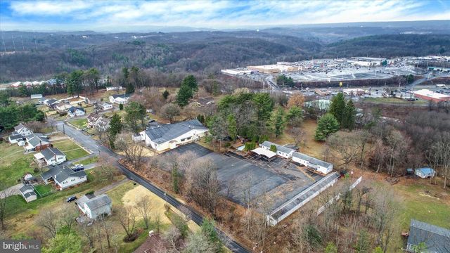 145 CHAMBERLAINE AVE, Pottsville, PA 17901