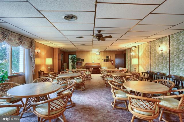 145 CHAMBERLAINE AVE, Pottsville, PA 17901