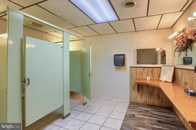 145 CHAMBERLAINE AVE, Pottsville, PA 17901